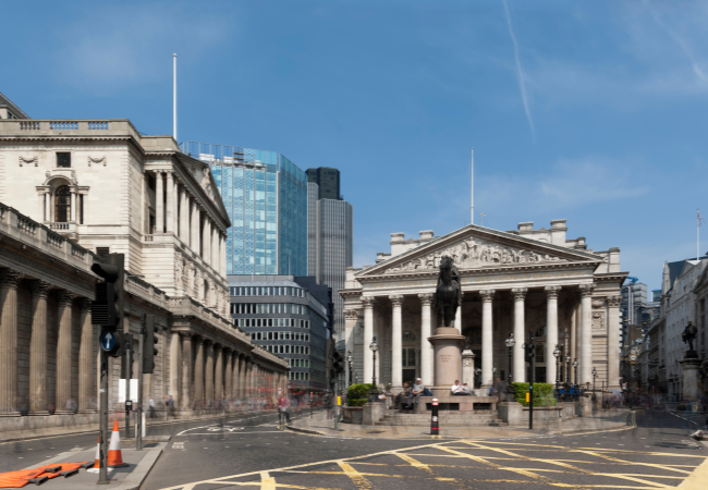 Immagine dell'esterno della Bank of England.
