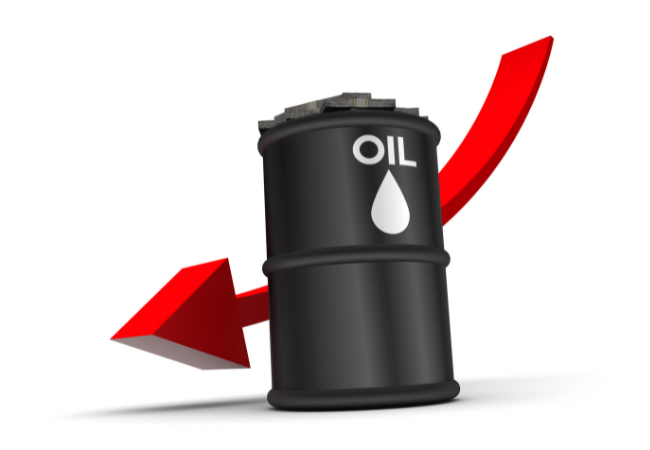 Immagine di un barile di petrolio con una freccia rossa che va verso il basso nello sfondo,