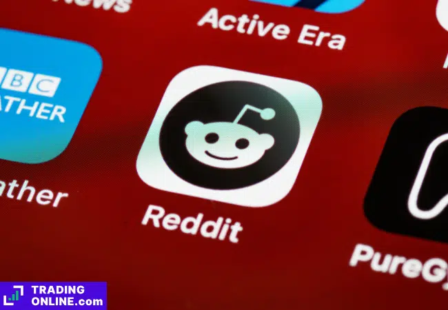 foto di una schermata con app con il logo di Reddit