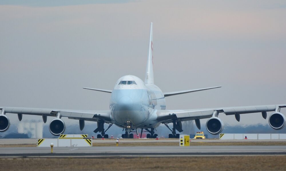 Boeing gli operai rifiutano l'aumento del 35% in quattro anni e proseguono con lo sciopero