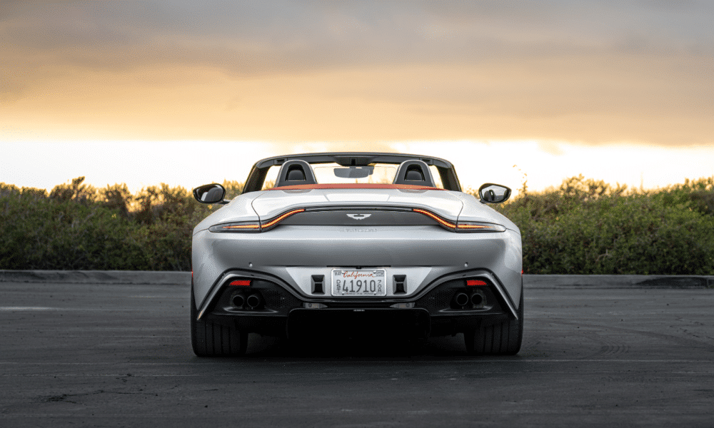 Comprare azioni Aston Martin